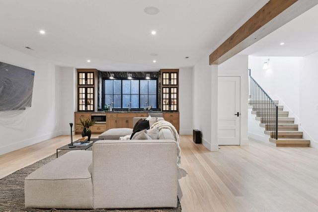 254 Lake Street, Excelsior, MN 55331