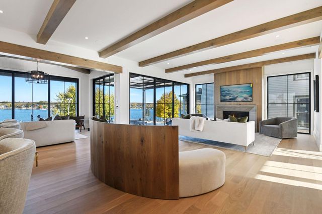 254 Lake Street, Excelsior, MN 55331