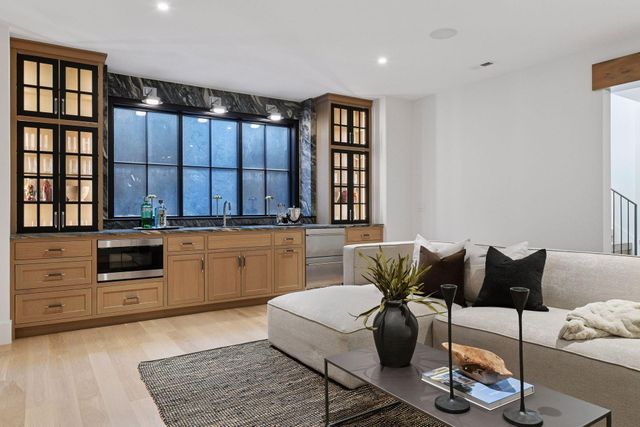 254 Lake Street, Excelsior, MN 55331