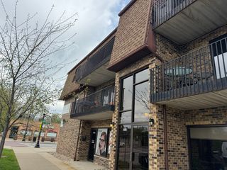11103 S St Louis Avenue 203, Chicago, IL 60655