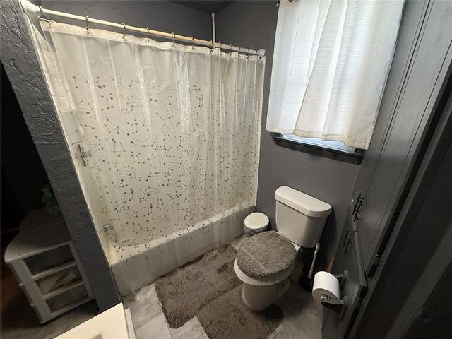 406 S Pine Street, Guthrie, OK 73044