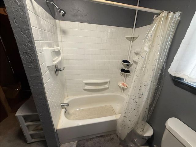 406 S Pine Street, Guthrie, OK 73044