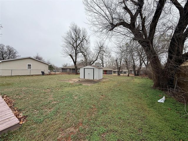 406 S Pine Street, Guthrie, OK 73044