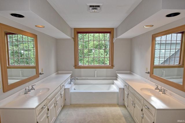 4007 Fairfax Road, Evansville, IN 47710