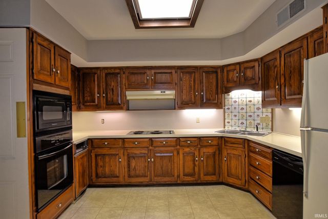 4007 Fairfax Road, Evansville, IN 47710