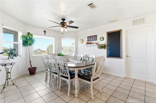 7330 Smoke Tree, Phelan, CA 92371