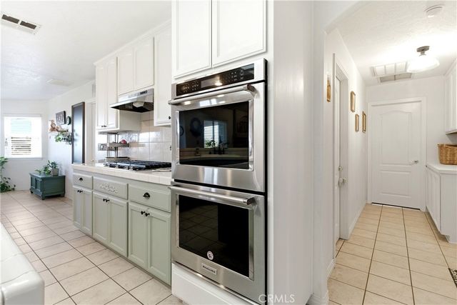 7330 Smoke Tree, Phelan, CA 92371