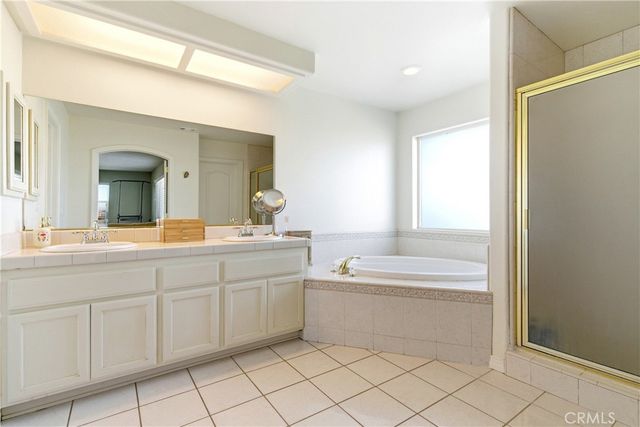 7330 Smoke Tree, Phelan, CA 92371