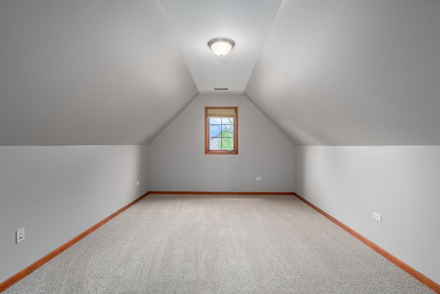 22715 Maddeline Lane, Frankfort, IL 60423