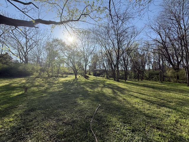 1507 Franklin St, Clarksville, TN 37040