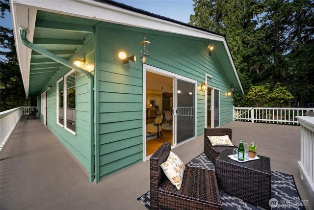 14848 NE 173rd Street, Woodinville, WA 98072