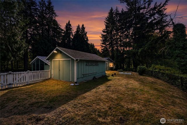 14848 NE 173rd Street, Woodinville, WA 98072