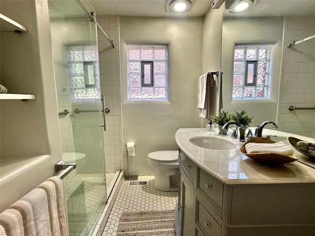 1626 Paseo de Peralta, Santa Fe, NM 87501