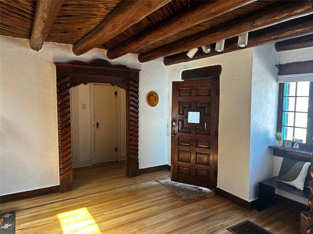 1626 Paseo de Peralta, Santa Fe, NM 87501