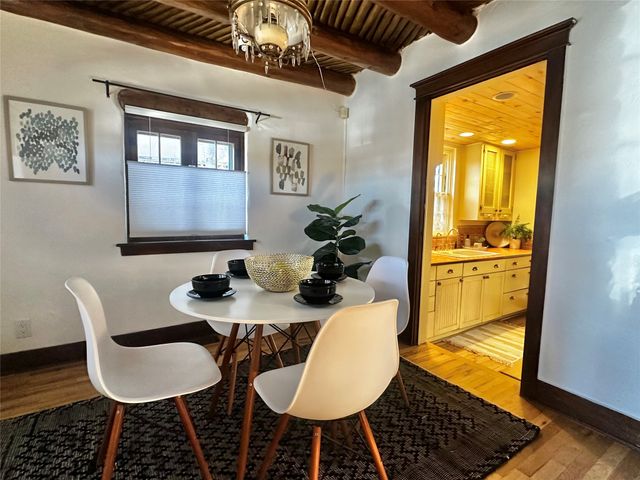 1626 Paseo de Peralta, Santa Fe, NM 87501