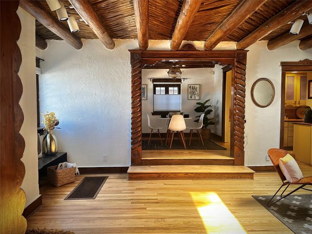 1626 Paseo de Peralta, Santa Fe, NM 87501