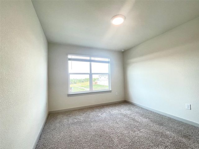 1917 Daleside LN, Austin, TX 78754
