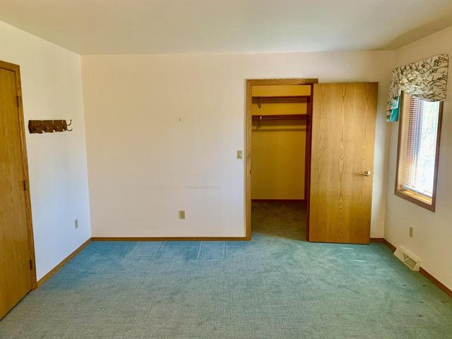 3128 CONCORDIA LANE, Green Bay, WI 54311