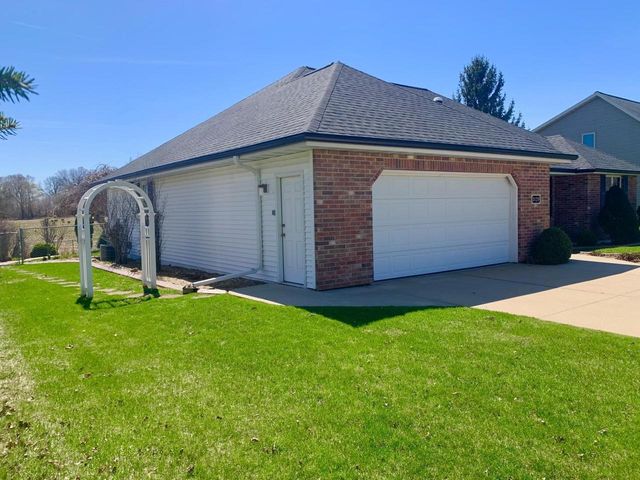 3128 CONCORDIA LANE, Green Bay, WI 54311