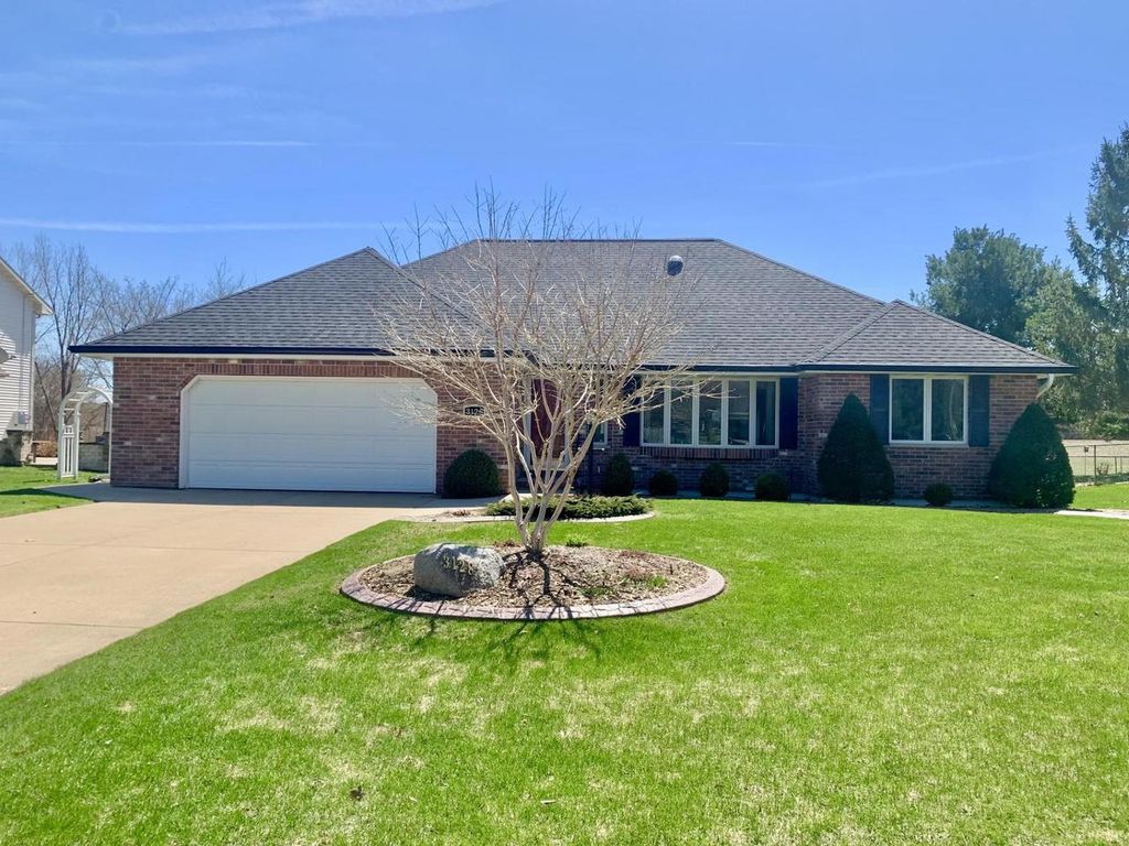 3128 CONCORDIA LANE, Green Bay, WI 54311