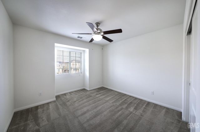 5017 Clear Crystal Drive, Bakersfield, CA 93313