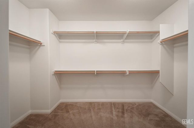 5017 Clear Crystal Drive, Bakersfield, CA 93313