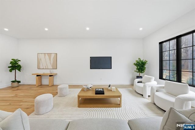 3 Cedar Court, Demarest, NJ 07627