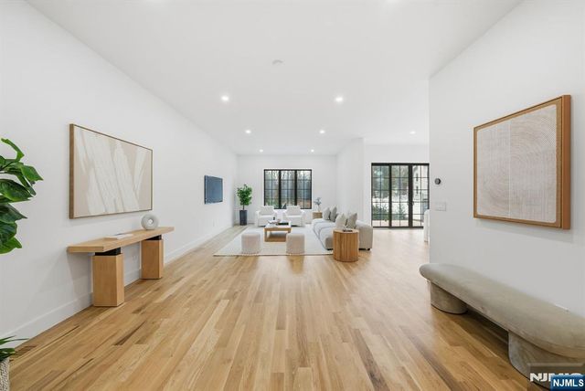 3 Cedar Court, Demarest, NJ 07627