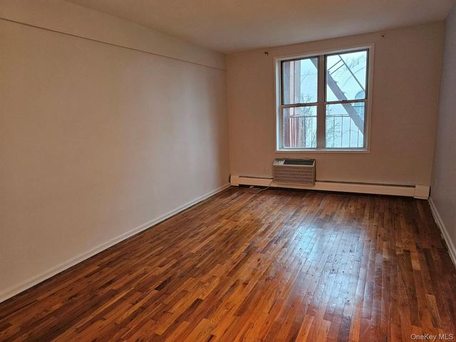 151-05 Cross Island Parkway 3E, Whitestone, NY 11357
