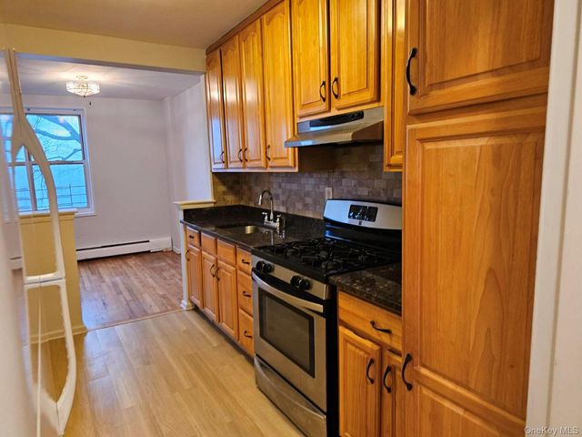 151-05 Cross Island Parkway 3E, Whitestone, NY 11357