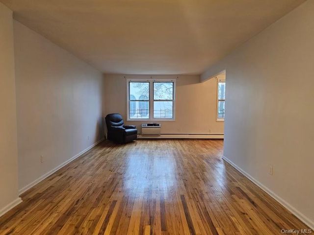 151-05 Cross Island Parkway 3E, Whitestone, NY 11357