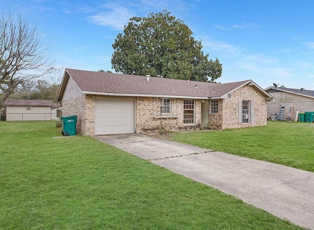 2003 Ashley, Texarkana, TX 75501