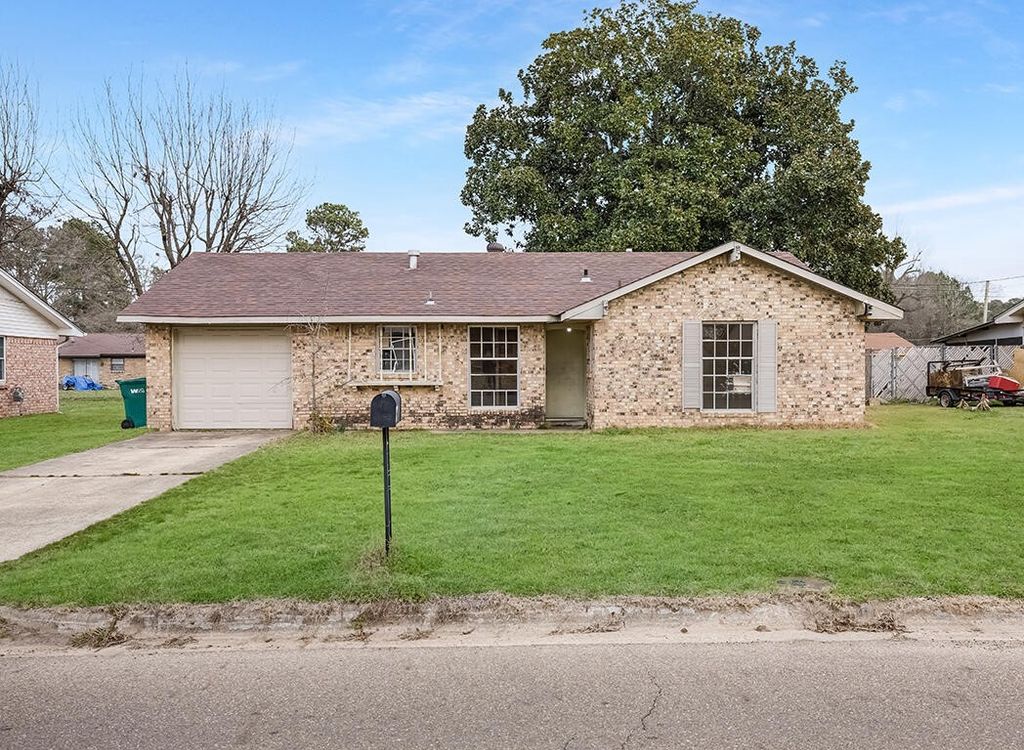 2003 Ashley, Texarkana, TX 75501