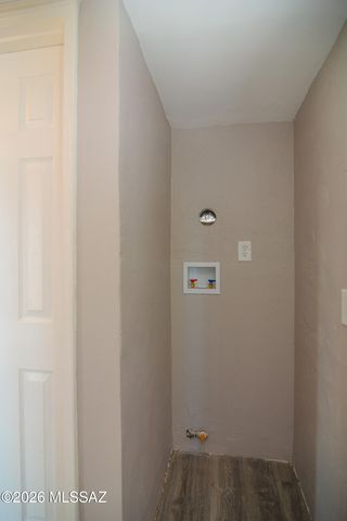 1933 E Granito Vista, Tucson, AZ 85713