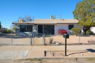 1933 E Granito Vista, Tucson, AZ 85713