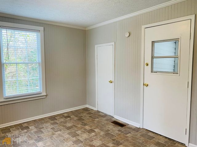 513 Harwell Avenue, Lagrange, GA 30240