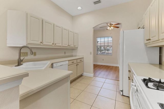 8411 MIRAMAR WAY 202, Lakewood Ranch, FL 34202