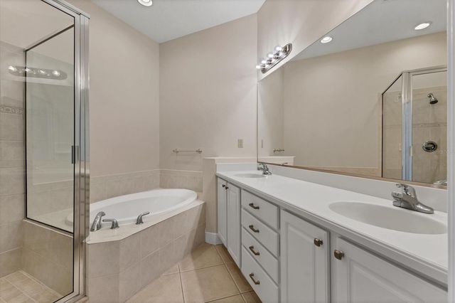 8411 MIRAMAR WAY 202, Lakewood Ranch, FL 34202