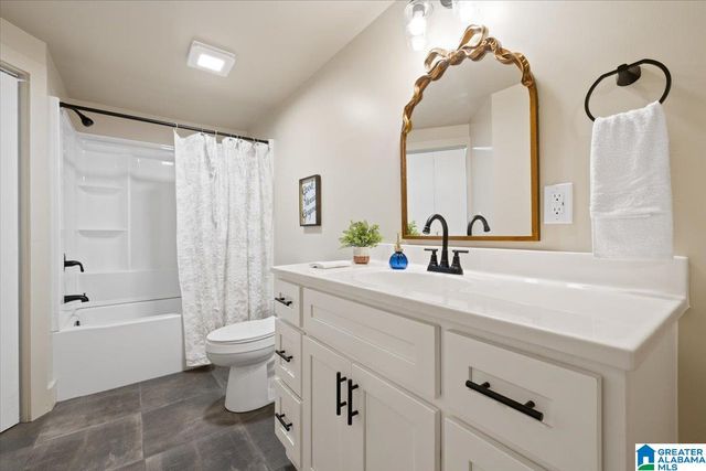 7000 COUNTY HIGHWAY 5, Hayden, AL 35079