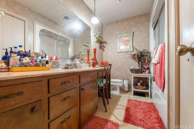 707 E Maryland, Sherwood, AR 72120