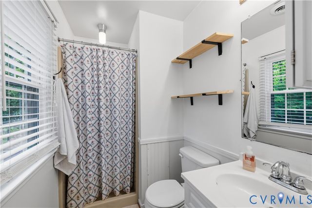 1200 Abingdon Rd, North Chesterfield, VA 23236
