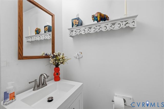 1200 Abingdon Rd, North Chesterfield, VA 23236
