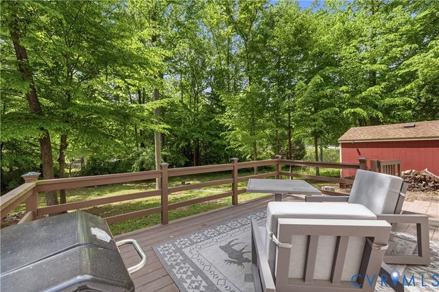1200 Abingdon Rd, North Chesterfield, VA 23236