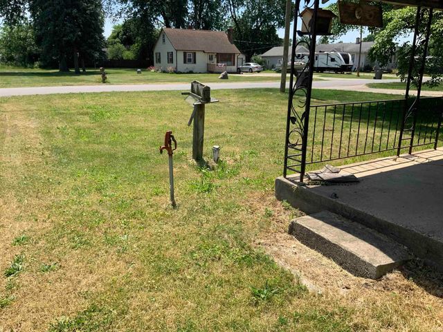 920 W Rogers Street, Osceola, IN 46561