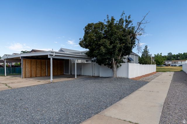 1898 E 5775 S, South Ogden, UT 84403