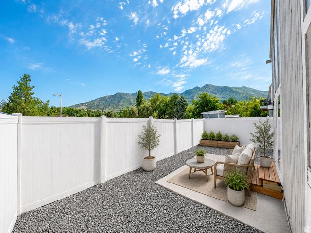 1898 E 5775 S, South Ogden, UT 84403