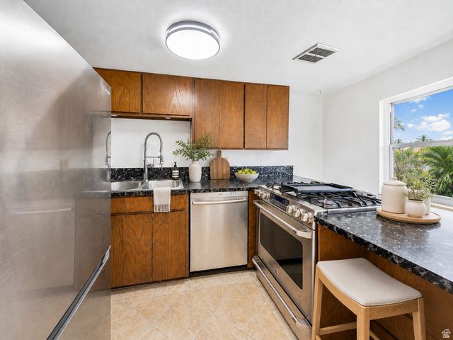 1898 E 5775 S, South Ogden, UT 84403