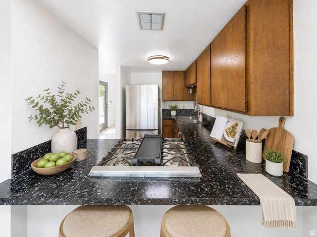 1898 E 5775 S, South Ogden, UT 84403