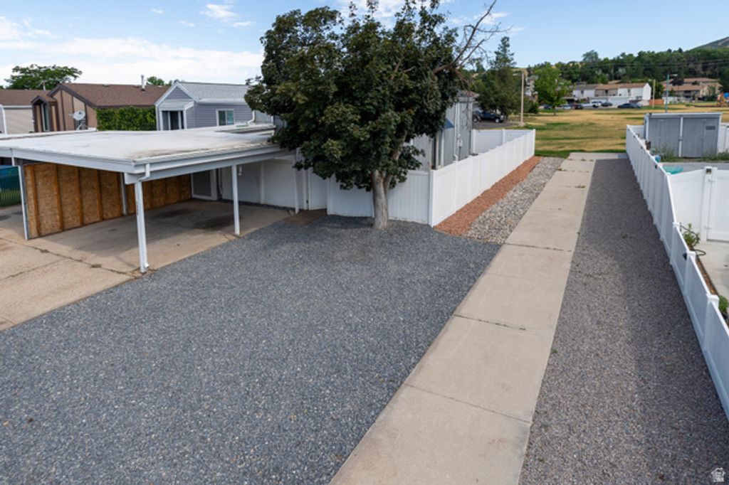 1898 E 5775 S, South Ogden, UT 84403