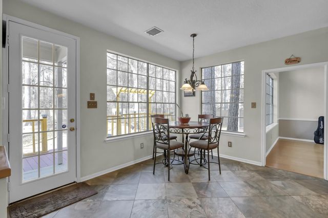 205 Purple Slate Place, The Woodlands, TX 77381